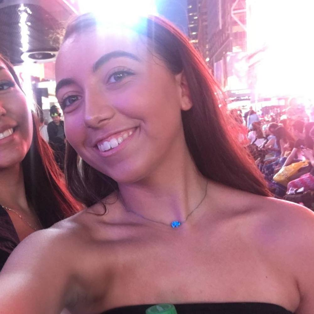 Meet your Posher, Julie